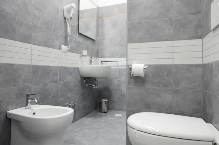 Gasthuis Homesuitehome 3*