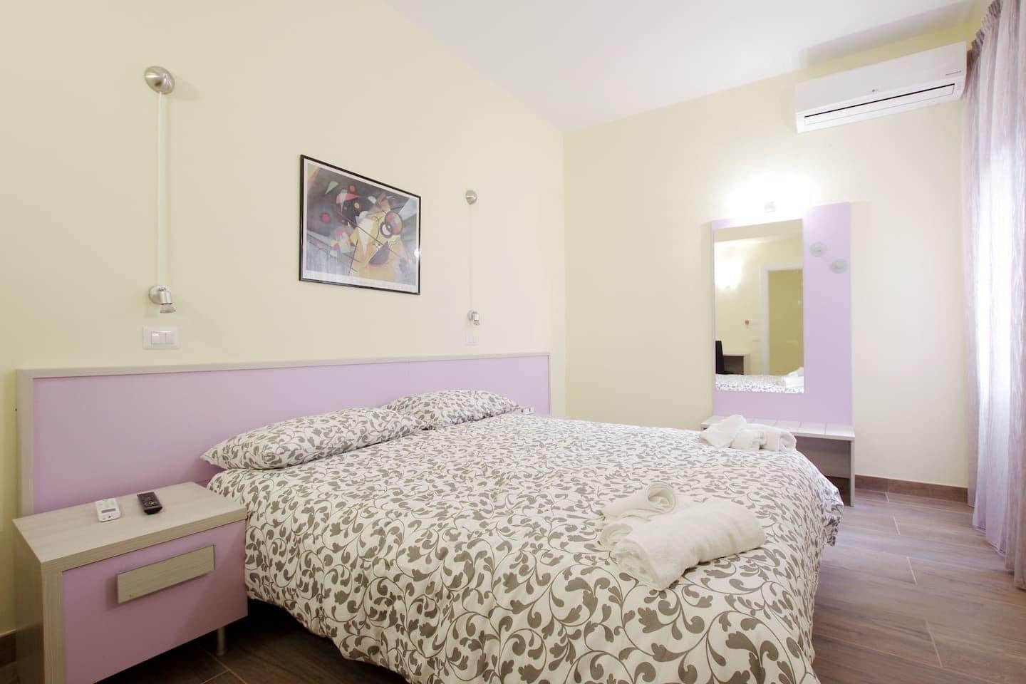 Gasthuis Homesuitehome 3*